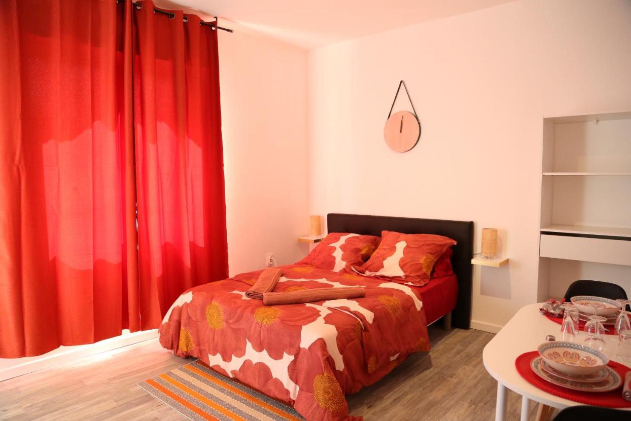 Saturne Apartment Saint-Quentin  Luaran gambar